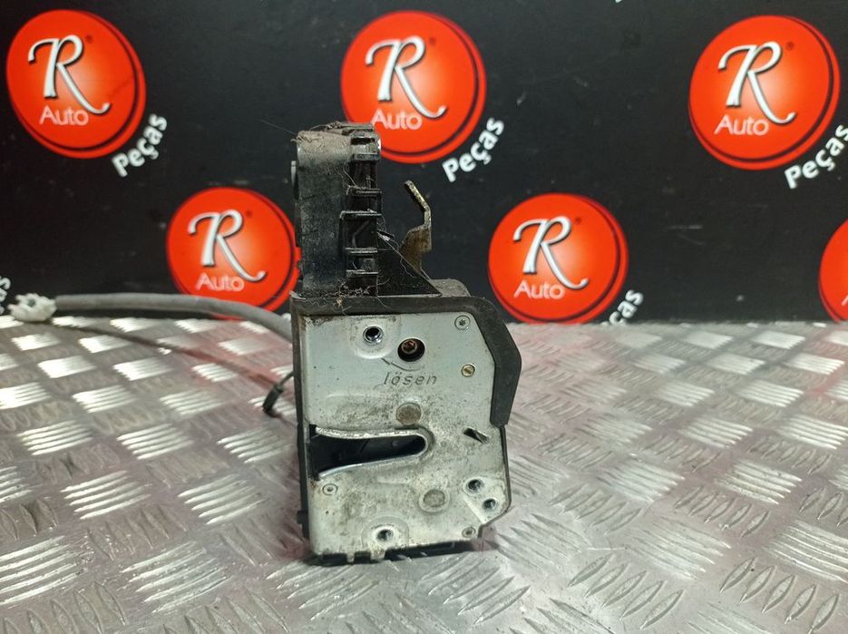 Fecho Da Porta Lateral Dto Bmw 3 (E46)