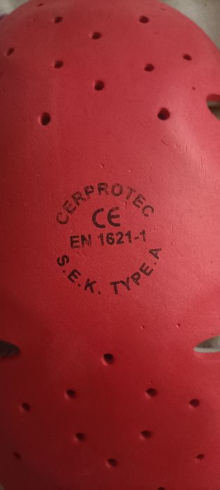 Casaco de moto com proteções certificadas