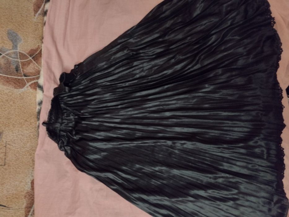 Віддам юбки літні