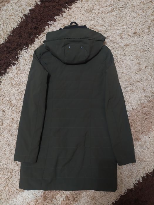 Жіноча куртка демісезонна