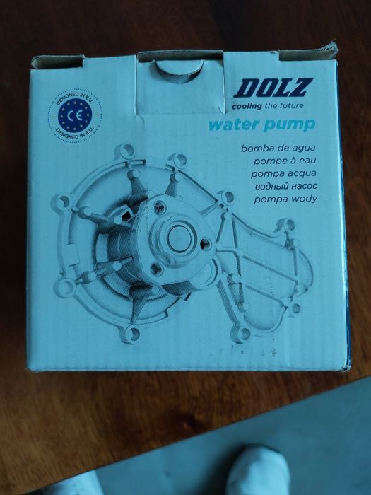 Помпа, насос водяной  DOLZ