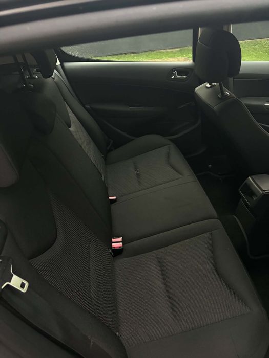 Peugeot model 308