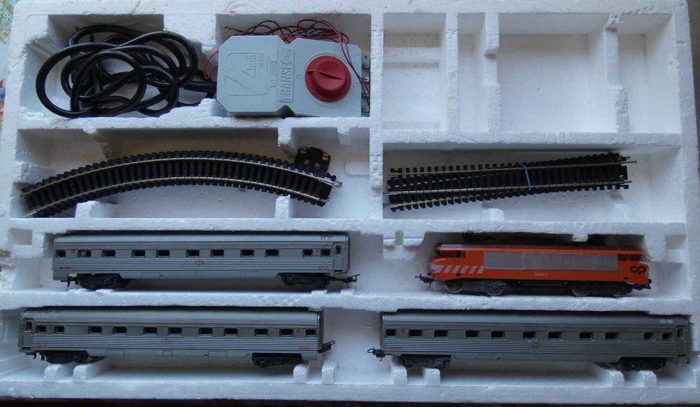 Escala H0 Comboios eletricos; varios CP originais LIMA;ler anuncio