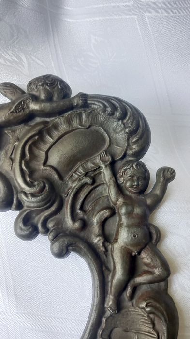 Антикварная рама для зеркала.