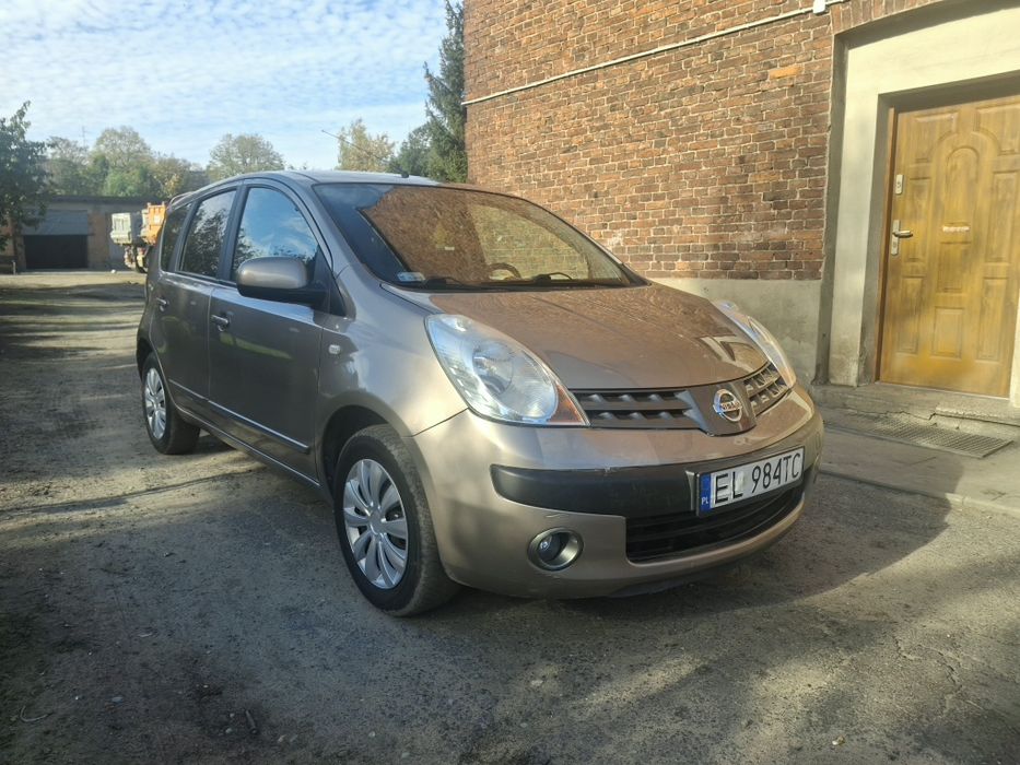 Nissan Note 1.6 benzyna