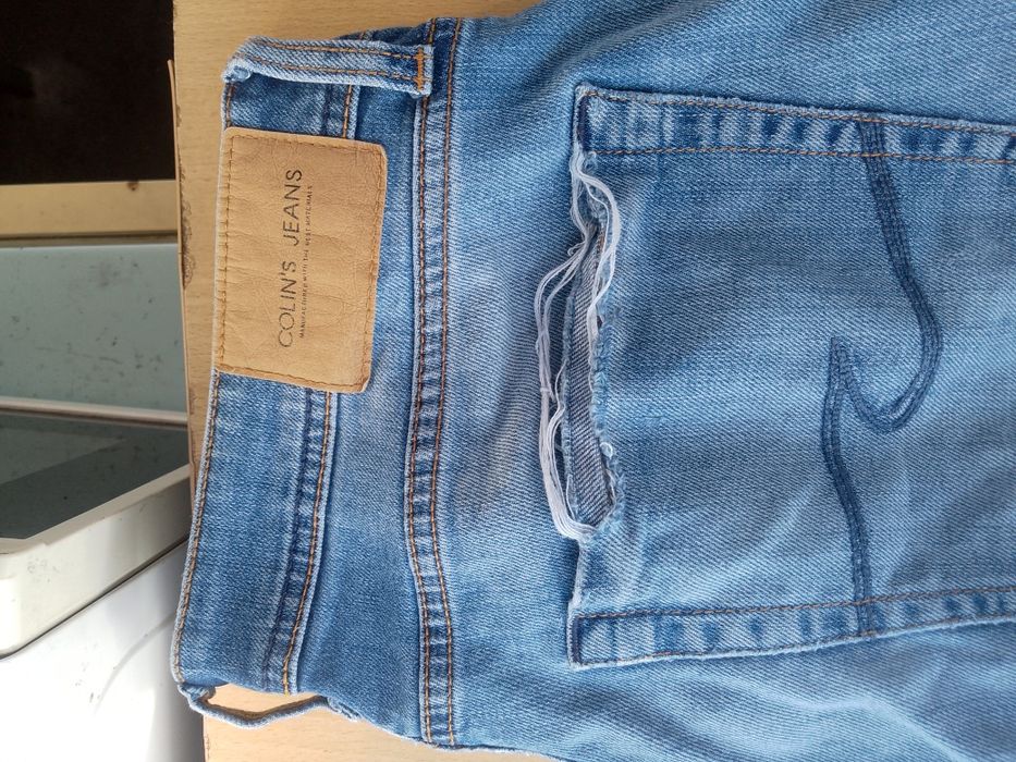Продам джинсы колинс