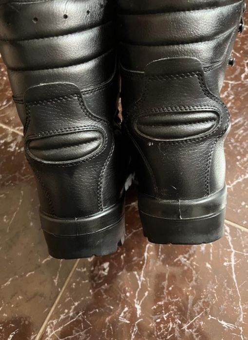 Військове взуття