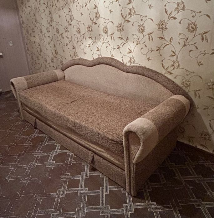 Отдам диван бесплатно, самовывоз