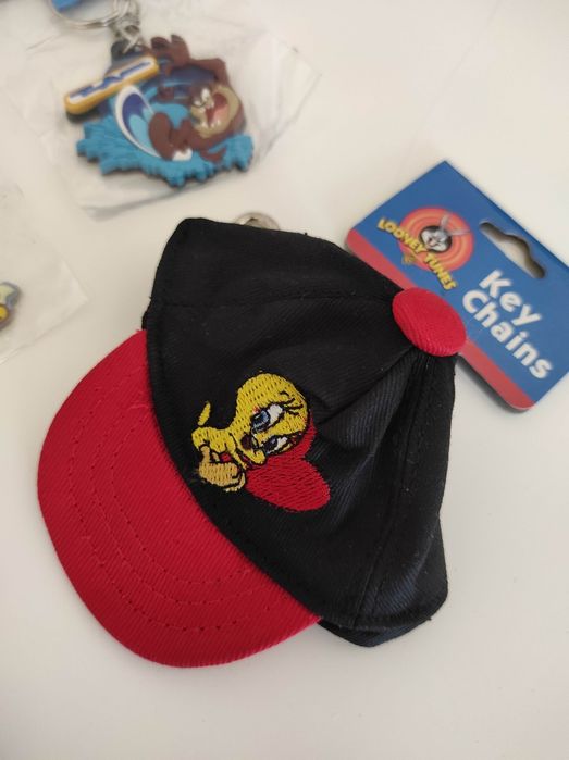 Breloczki looney tunes zestaw bajkowe kolekcjonerskie ozdobne
