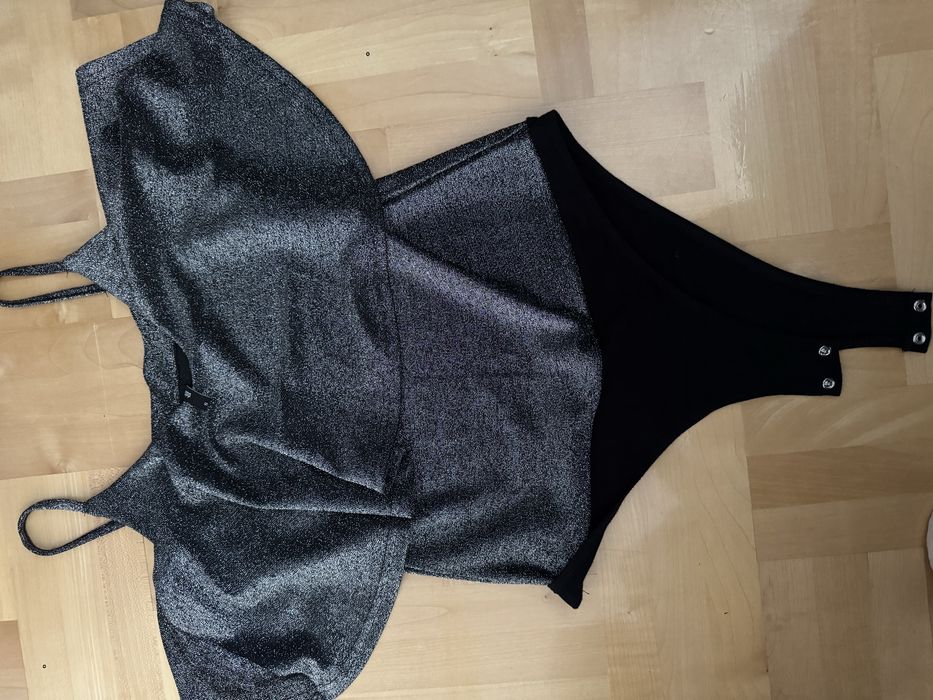 Srebrne świecące body