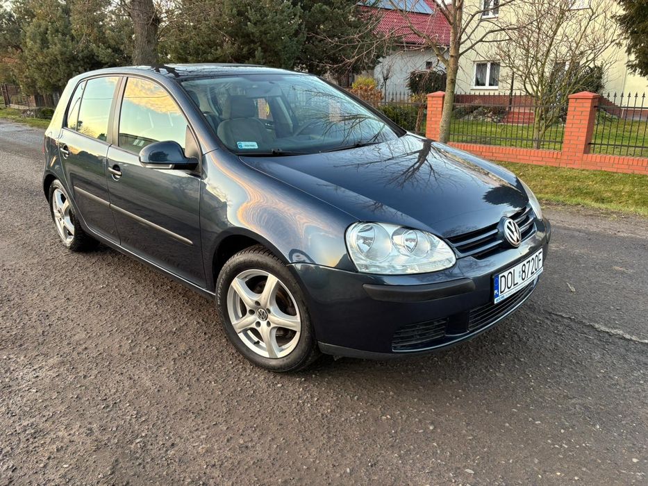 VW Golf 1.6 MPI, Salon Pl, 106tys przebieg