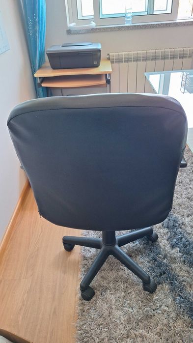 Cadeira giratória de escritório