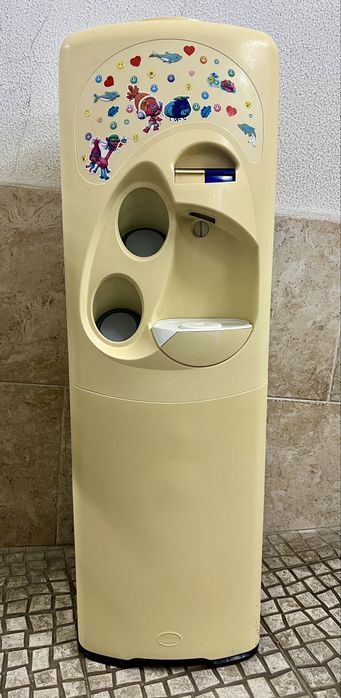 Dispensador de agua Ebac.