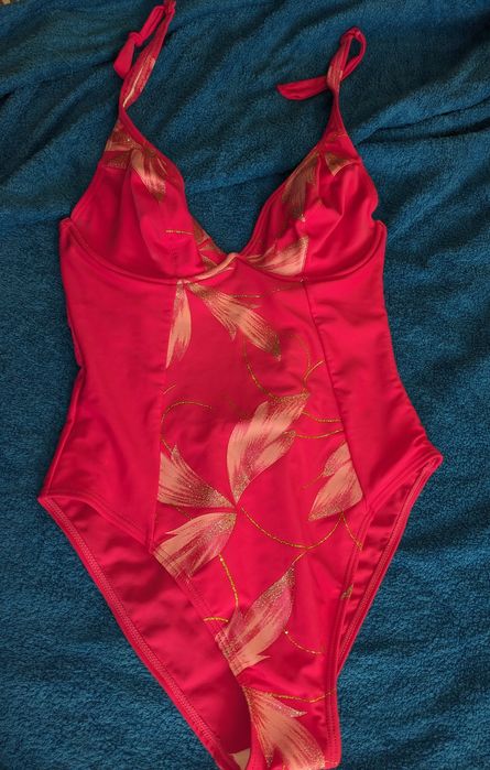 Купальник*жіночий*б/у