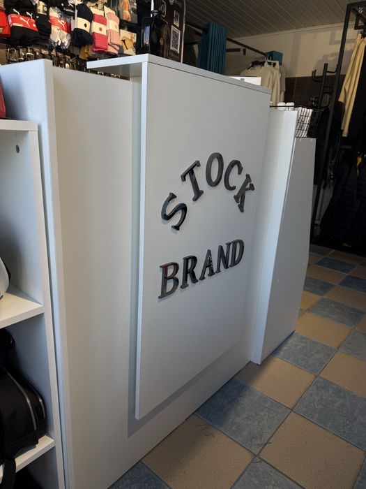 Стійка реєстрації ресепшн