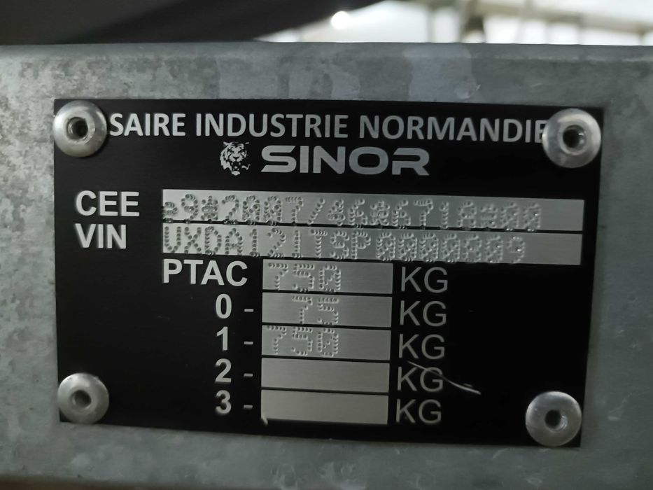 semi rigido XPRO 3D TENDER 535 PVC GRIS + Mercury F60ELPT-EFI + reboque