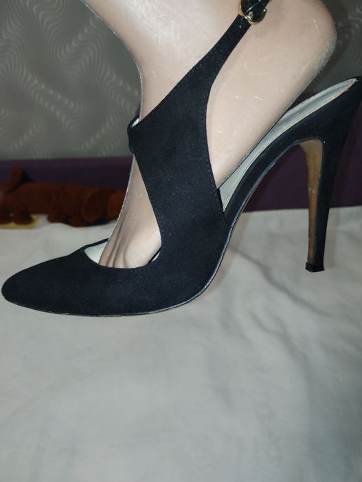 Замшеві жіночі босоніжки р.39-40