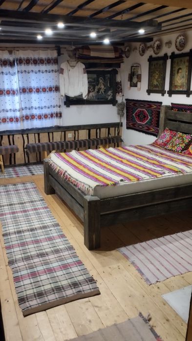 Здається файна хата...