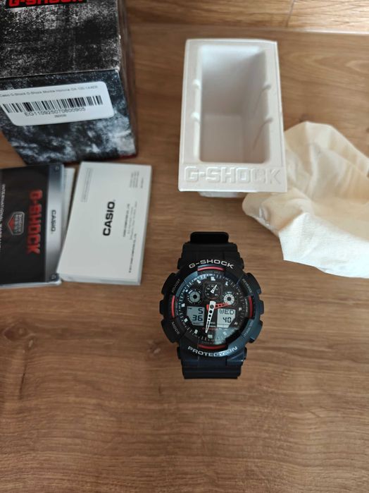 Чоловічий годинник CASIO G-Shock GA-100-1A4ER