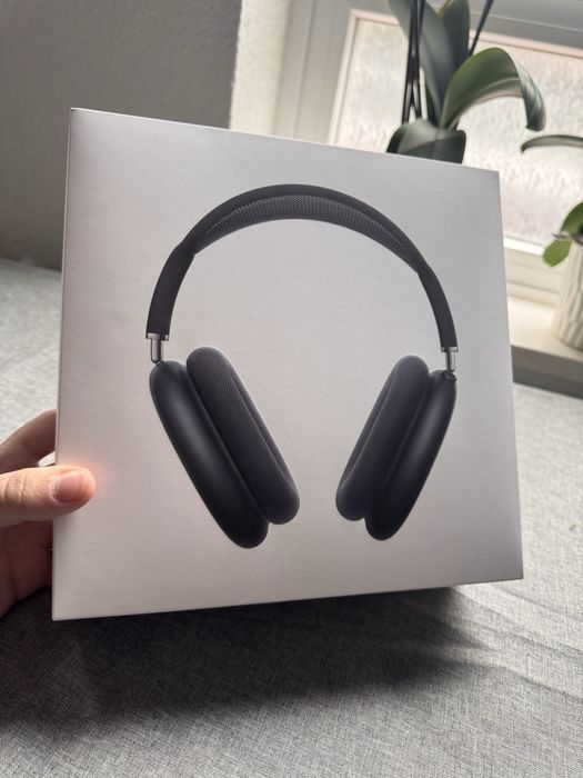 Оригинал коробка AirPods MAX