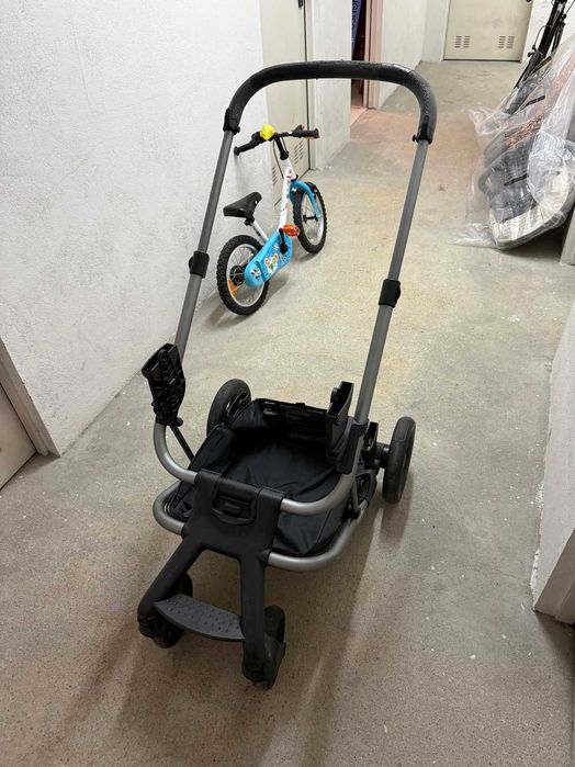 Carrinho de bebé Easywalker Harvey — cinza