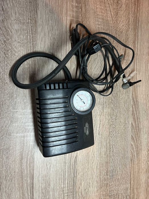 Насос для авто 12В