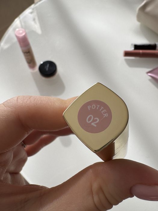 Otternity 02 potter matowa pomadka w płynie