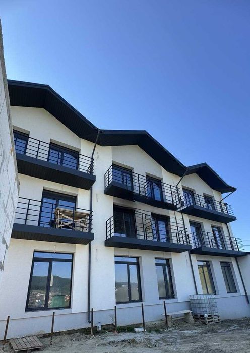 Інвестиція у готельний бізнес, Поляниця