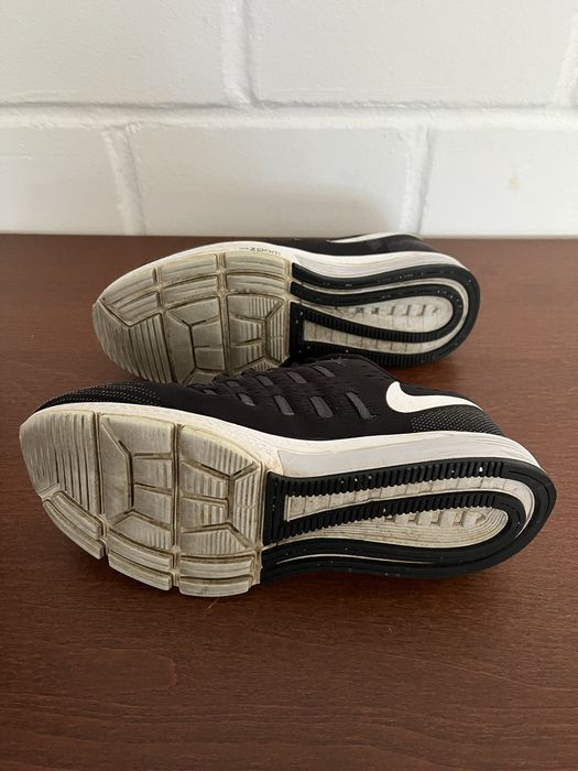 Nike Air Zoom Vomero 11 rozmiar 38,5