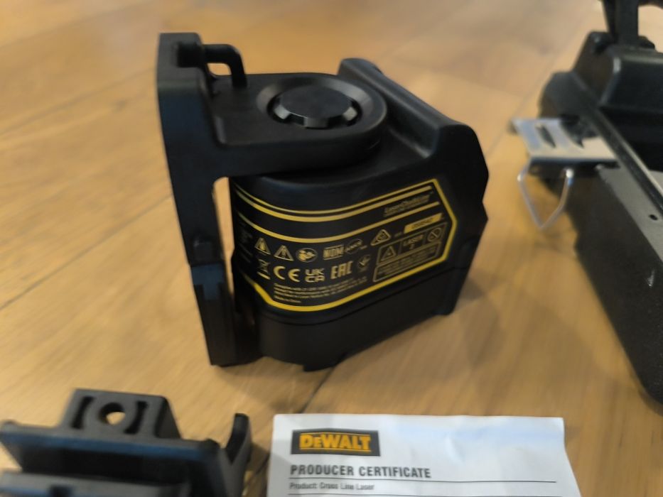 Laser krzyżowy DeWalt DW088K 10 m