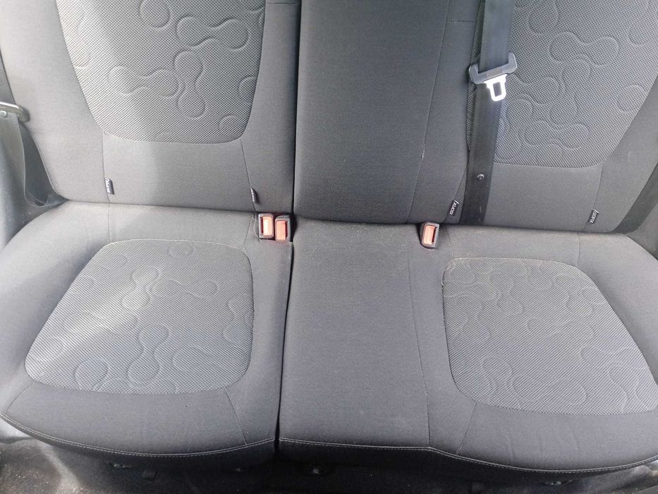 Hyundai i20 CRDI Comfort Acidentado para Venda