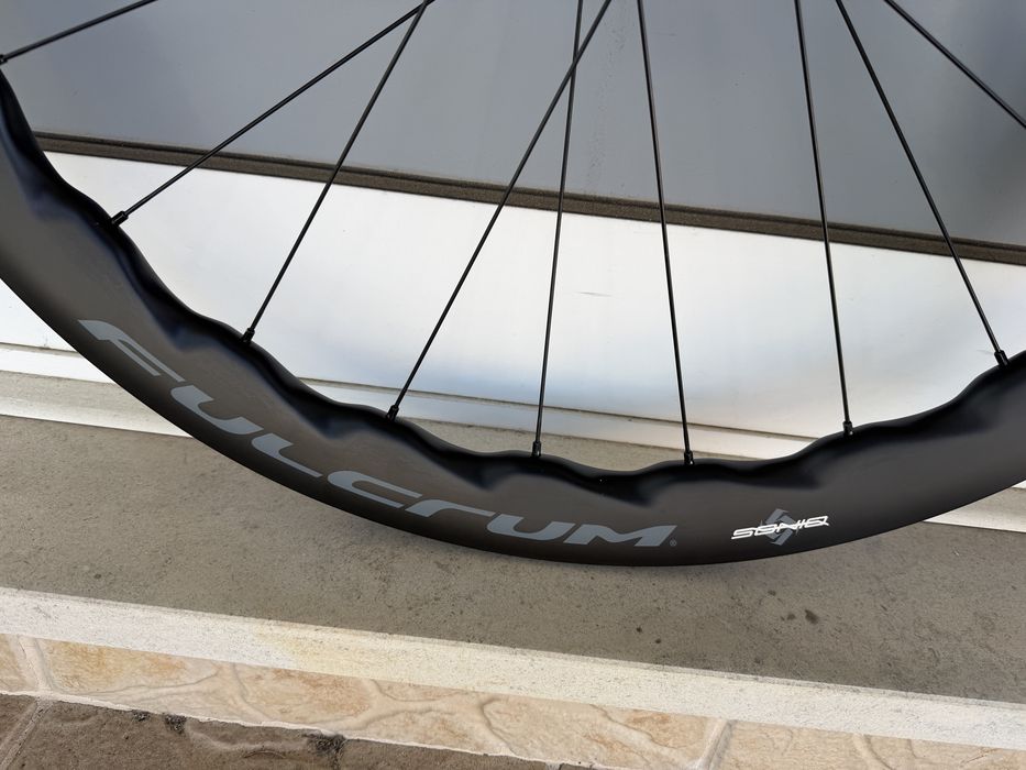 Bicicleta de estrada - Rodas em carbono Topo!