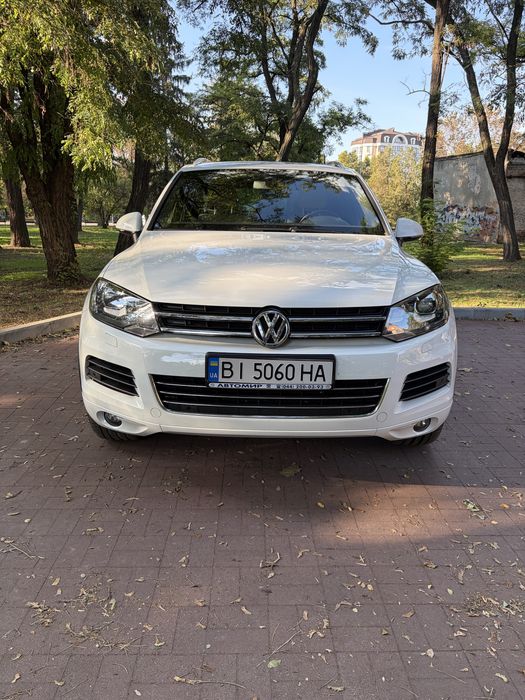 Продам  vw touareg 3.0 tdi. Ідеальний. Офіційний