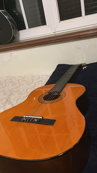 Viola com cordas de nylon