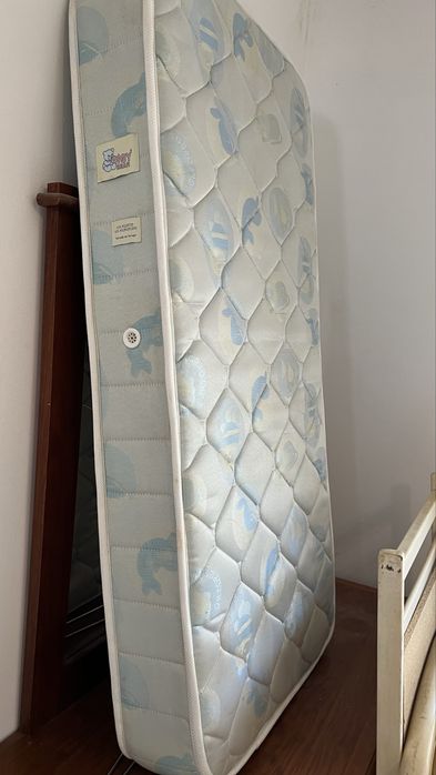 Berço/Cama para Bebé com Colchão