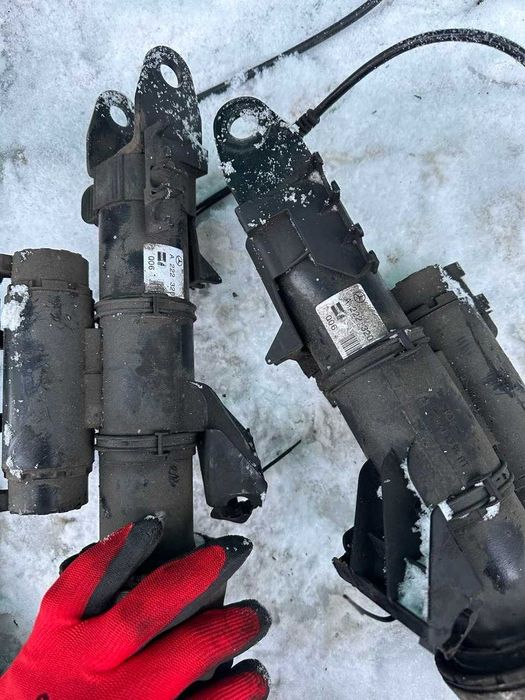 Кулак/цапфа Mercedes W213/238/257/205 w253 передній / задній. Разом з підшипником.