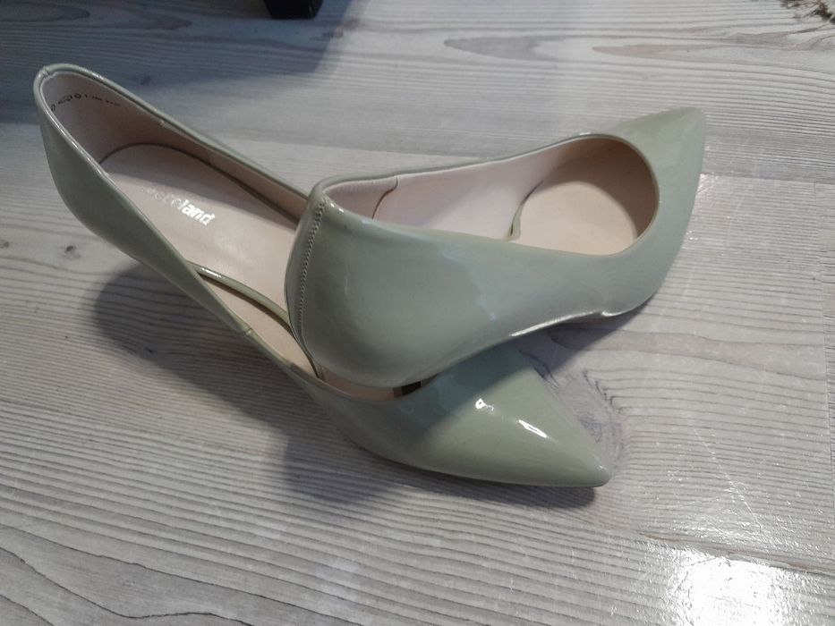 Szpilki 38 graceland