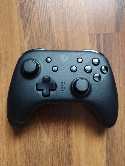 Pad bezprzewodowy EasySMX ESM-9124