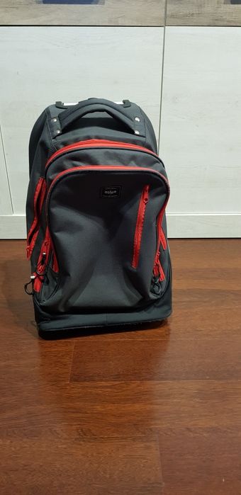 Trolei escolar/viagem