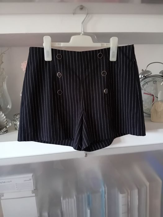 Amisu świetne spodenki damskie L