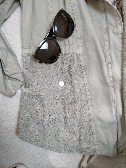 Wiosenna parka damska z koronką kapturem 38 khaki