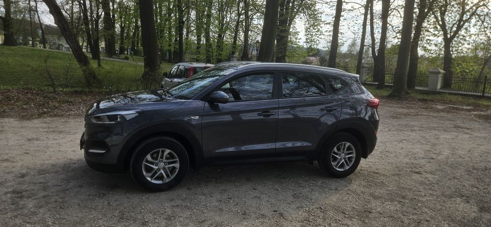 Hyundai tucson 2015r 1.7d 236tys km Salon Polska