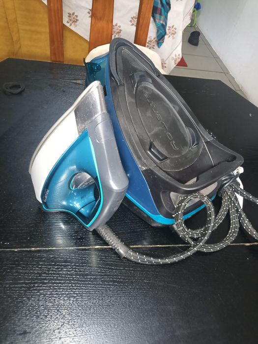 Rowenta Ferro de Caldeira Compact Steam Pro