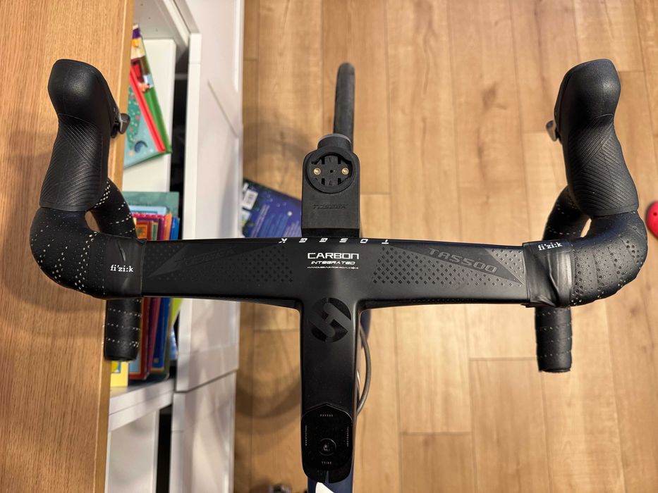 Rower szosowy Kross Vento 6.0 koła carbon elektronika Wheeltop XL