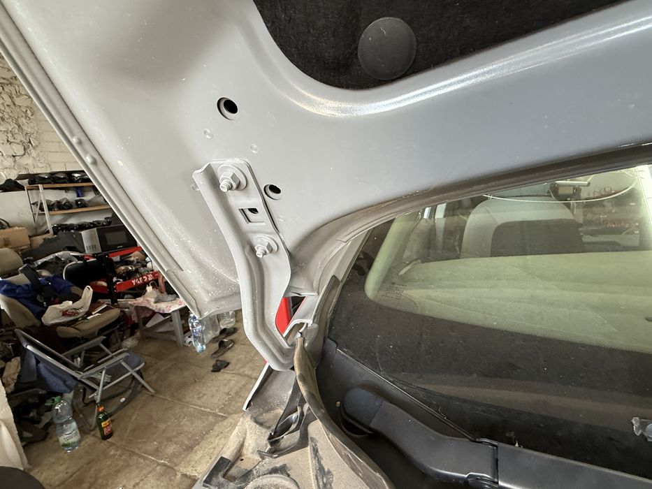 Капот в сборе Chevrolet Bolt EV 2020 цвет 633D