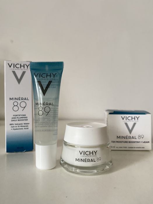 Новий подарунковий набір для жінок Vichy Mineral 89, крем та бустер