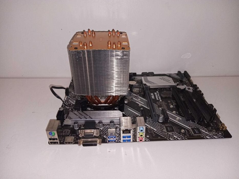 Intel Core i5-10400F2個セット CPU Amazon | INTEL 第10世代CPU Comet Lake-S Corei5-10400F 2.9GHz