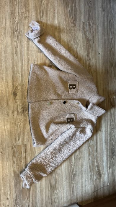 Krótka damska kurtka pluszowa 38 M