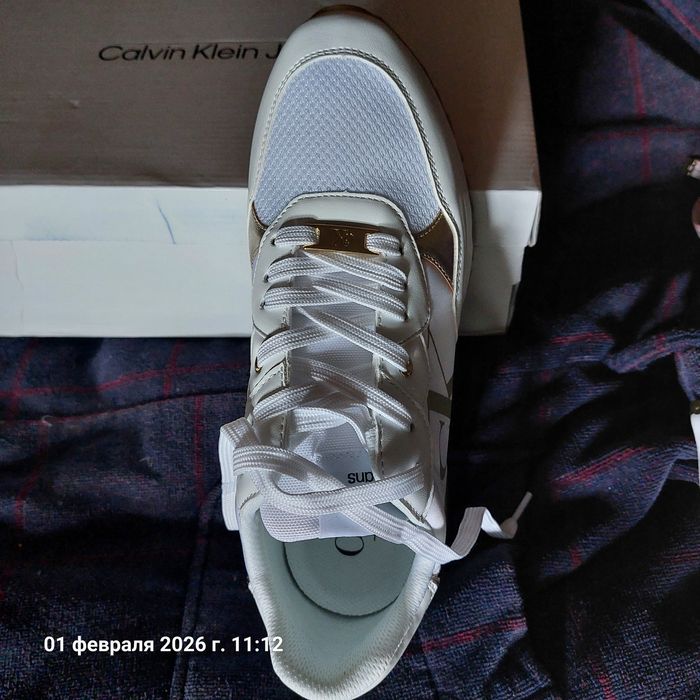Жіночі кросівки Calvin Klein, 40 розмір (9,5)
