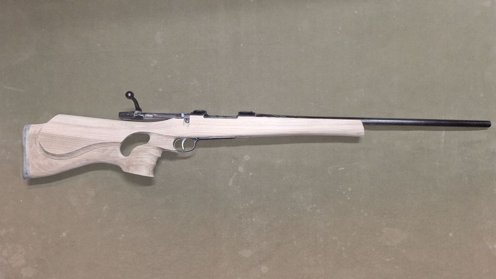 Kolba Osada Thumbhole LEWA  CZ550 ZKK600